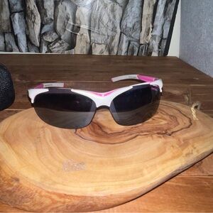 TIFOSI WISP INTERCHANGEABLE LENS CYCLING SUNGLASSES PINK/WHITE POLARIZED